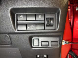 片側電動スライドドアなので運転される方も乗車される方もとっても便利です♪