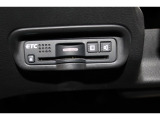 もちろんETC付きでビルトインタイプを装備!見た目もスマート♪高速道路の料金所も楽々通過♪