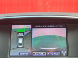 アラウンドビューモニター付きですので、車庫入れも楽々です。