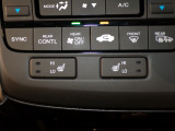 【シートヒーター】シートヒーター装備車です。寒い冬に乗車中とても暖かく快適に移動できます。冷え性の方にピッタリの装備です!