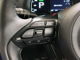 ステアリングスイッチを装備していますので運転中でも視界を逸らさず、簡単に操作することが可能です!