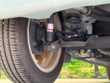 お車を安心してお乗りいただく為には、足回りの定期点検が欠かせません。サービスサポート(有償保証)では無料点検もご提供しており、安心のカーライフをお過ごしいただけるサポート体制が整っています。