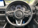 【純正革巻きステアリング】上質な革を使用することで、手にしっかり馴染みとても運転しやすいハンドルです♪