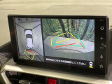 【パノラミックビューモニター】専用のカメラにより、上から見下ろしたような視点で360度クルマの周囲を確認することができます☆死角部分も確認しやすく、狭い場所での切り返しや駐車もスムーズに行えます。