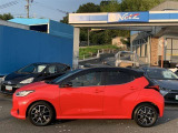大きすぎず、小さすぎず。運転もしやすくシートアレンジも多彩で、どの世代の方にも気に入っていただけるおクルマですよ♪
