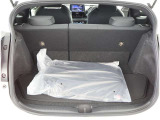 トランク内も広く、荷物もタップリ積んで頂けます☆