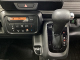 ディーラー整備士による納車前整備とアフターサービスは当店でお求めいただくのメリットのひとつです。