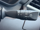 【 オートライト 】オートライトなのでライトの点け忘れを気にすることなく運転が出来ます♪//