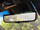 【デジタルインナーミラー】カメラが撮影した車両後方の映像をルームミラー内に表示。クリアな視界で状況の確認が可能です!※ドラレコ機能ご利用には別途SDカードをご用意いただく場合があります。