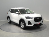 【都会的なSUV】運転がしやすく狭い路地やスーパーの駐車場などでも取り回しがラクに行えます。高い視点で前方の見通しも良く毎日の運転にゆとりをもたらします。