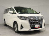 TOYOTA SAFETY SENSEは道路状況、車両状態、天候状態及びドライバーの操作状況などによっては、作動しない場所があります。