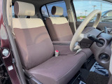 運転席シート廻りは使用感も少なく、良好な状態となっています。丁寧に使われていたことがよくわかりますね。