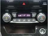 車内の温度を快適に保つ【オートエアコン】です。