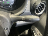車外の明るさに応じでライトを点灯、消灯してくれるオートライト機能です☆お天気の良い昼間のトンネル走行などオートにしてると便利で安心です☆エンジン停止時にライトの消し忘れも無くなります☆
