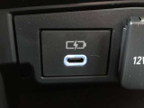 USB Type-Cポートがついています。