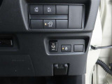 両側電動のスライドドアで楽々スムース!運転席からも開閉の操作もできます♪キーのスイッチひとつで自動開閉できる便利な機能もついてます♪