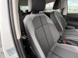 &ldquo;Certified Pre-Owned&rdquo;はお客様の安全性のため、厳しい基準を設定しています。その厳しいチェックをクリアして選び抜かれた車両だけを、ベストコンディションに仕上げてお届けします。