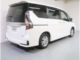 セレナ 2.0 ハイウェイスターV 4WD 