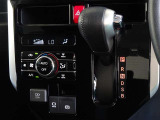 電動パーキングブレーキ・ブレーキホールドを装備してます。ホールド機能は信号待ちが多い一般道で疲労軽減になり、大好評です!
