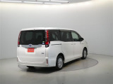 U-CARの販売だけでなく、自動車保険・生命保険・携帯電話の販売も行っております