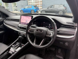 高級感もあるうシンプルなデザインの内装でドライブがより一層お楽しみいただけます!