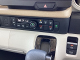 ☆シートヒーター☆エアコンの暖房をつけると頭がボーっとなりませんか?シートヒーターならその症状も解消できるかも知れません♪