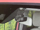 【ドライブレコーダー】ドライブレコーダー装備!走行中はもちろん、あおり運転や事故に遭遇した際、映像で記録し、万一のリスクに備えます。※記録用SDカードはお客様ご自身でご準備いただく必要があります。