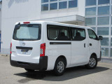 【年式・走行距離基準】オリックス認定中古車は初年度登録から9年以内・走行距離9万キロ未満の基準がございます。この基準内でも高年式車両を中心に販売しております。