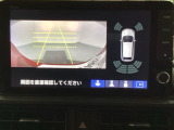 バックでの車庫入れも安心です! リアカメラが付いているバックモニター付のナビを装備しております。バンパーについているソナーや、操作線もついており距離感も画面から確認できます。