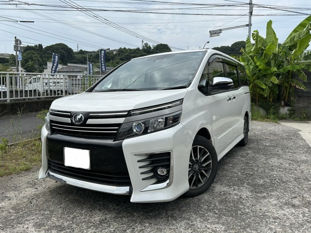 トヨタ ヴォクシー 