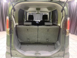 普段のお買い物や通勤、送迎等に十分な荷室スペースを確保しております。セカンドシートを倒すと、大きな荷物の積載も可能です♪
