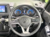 【純正革巻きステアリング】上質な革を使用することで、手にしっかり馴染みとても運転しやすいハンドルです♪