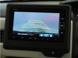 ◆バックカメラ◆リバースにするだけで映ります、後方の安全確認や、狭い駐車場での車庫入れ、雨の日や夜間など視界の悪い時に便利です!安全にバックする為には欠かせない装備です。