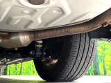 お車を安心してお乗りいただく為には、足回りの定期点検が欠かせません。サービスサポート(有償保証)では無料点検もご提供しており、安心のカーライフをお過ごしいただけるサポート体制が整っています。