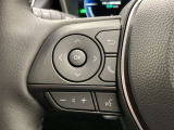 運転中、オーディオの操作をしてて、ハッとしたことはありませんか?ステアリングスイッチは、運転中でもハンドルでオーディオの操作が可能です。安全なドライブをサポートします。