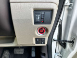 【快適装備】車線逸脱抑制装置・衝突軽減ブレーキ・片側電動スライドドア装備!