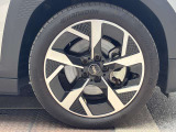 【MINI NEXT 延長保証】「MINI NEXT 延長保証」は、「MINI NEXT2年」保証付車両をご購入いただいたオーナーの皆様に、より快適なMINI ライフを楽しんでいただくためのサポートプログラムです。