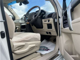 見通しのよいすっきりとした視界で、誰でも運転しやすいです。運転のしやすさは疲れにくさにも繋がりますよ♪