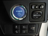 トヨタが誇る衝突被害軽減ブレーキを搭載したサポカーです。
