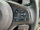 Hondaセンシングの機能のひとつ、アダプティブクルーズコントロール付!アクセルから足を離しても設定したスピードと前車との車間を保ち走行してくれます!車線維持もアシスト☆高速道路で疲労軽減ですね☆