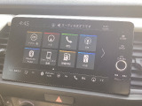 ナビゲーションはホンダコネクトディスプレイを装着しております。AM、FM、Bluetooth、フルセグTVがご使用いただけます。初めて訪れた場所でも道に迷わず安心ですね!