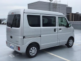 ご遠方のお客様には専門業者を介した陸送納車サービスがございます【※有料】。 お住まい・お届けご希望ご希望の地域をご連絡頂ければ輸送費用のお見積りと輸送期間の目安をご案内させていただきます。