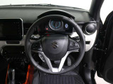 運転しやすいハンドルです。
