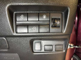 電動スライドドアなので運転される方も乗車される方もとっても便利です♪