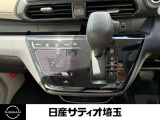 タッチパネル式エアコン操作パネル、お手入れも簡単です♪