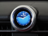車両センターのマセラティクロック。グレカーレは全てデジタル時計になります。表示デザインの変更や他機能への変更も可能です。
