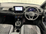 輸入車ならではの,細部まで作り込まれた,洗練されたデザインです。運転席からの視界は,店頭にてお客様ご自身の目でお確かめください.