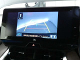 バックガイドモニターで、後方を確認しながら安心して駐車することができます。運転初心者も熟練者も必須の機能ですよ!
