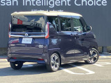 コンパクトなボディには日産の技術を濃縮し、広い室内空間を確保しており、荷物も沢山積めます。