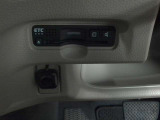 ETC車載器搭載で、高速料金所も小銭いらずでスイスイ通過!!スマートインターチェンジも使えて寄り便利!!